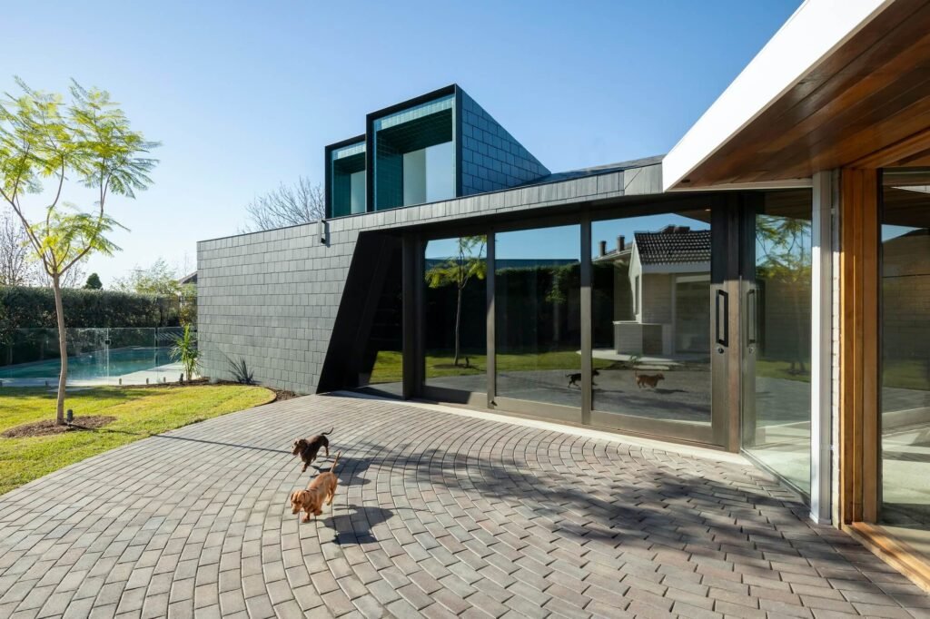 Diseño de casa con arquitectura moderna